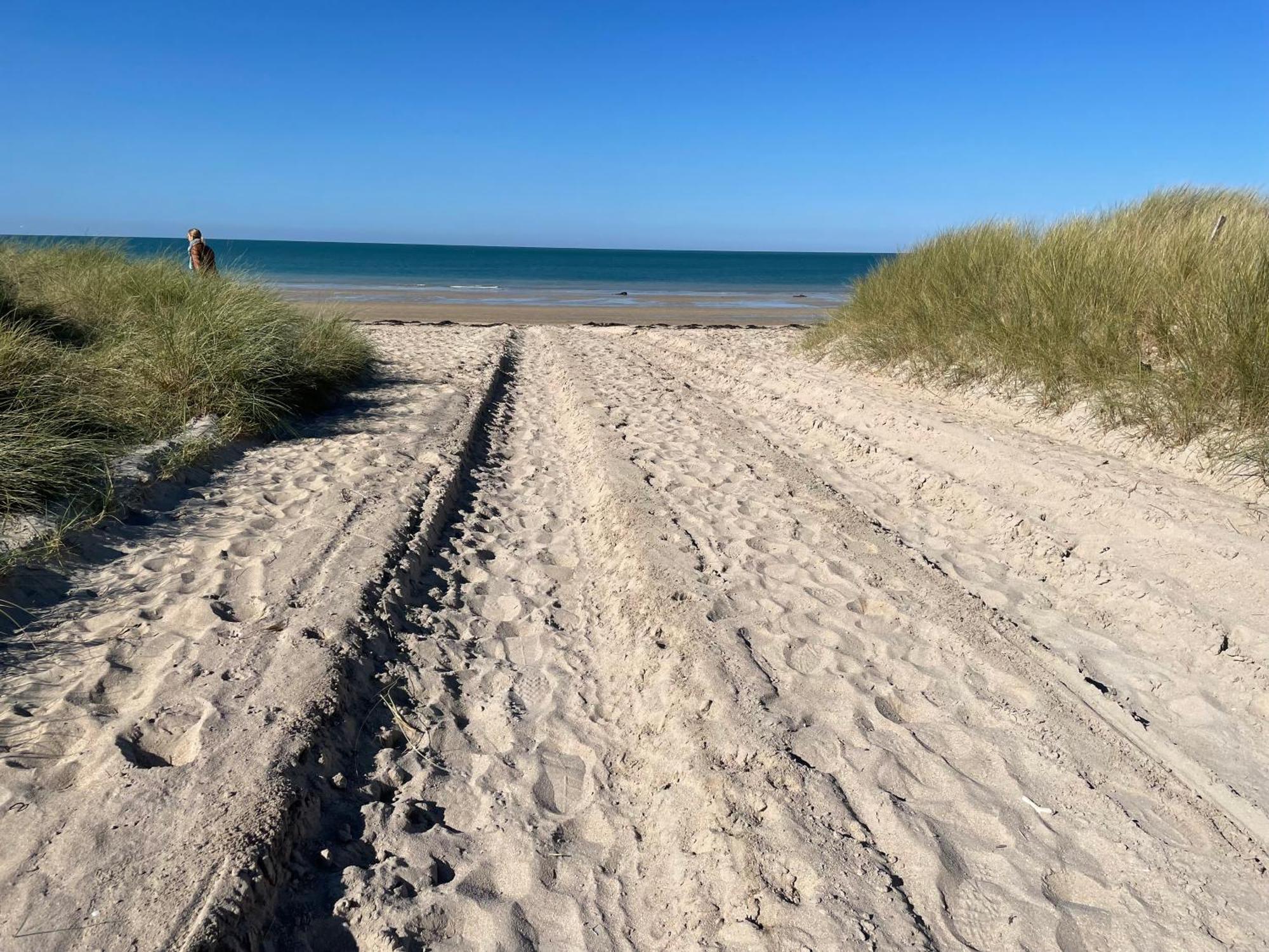 ホテル Le Relais Des Iles Coudeville エクステリア 写真